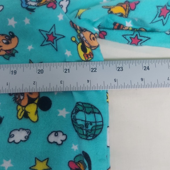Disney Pajama Top Characters Print Sleepwear Loungewear M - Picture 3 of 6